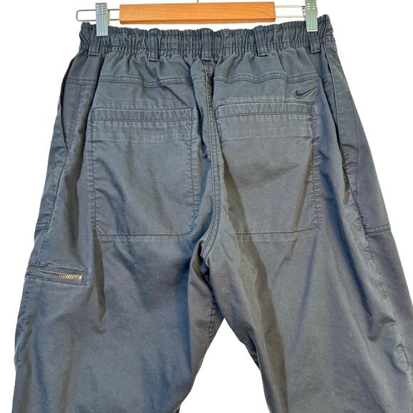 Nike Dri-Fit Sportswear Essentials Utility Black Jogger Standard Fit Size Medium - Picture 7 of 10